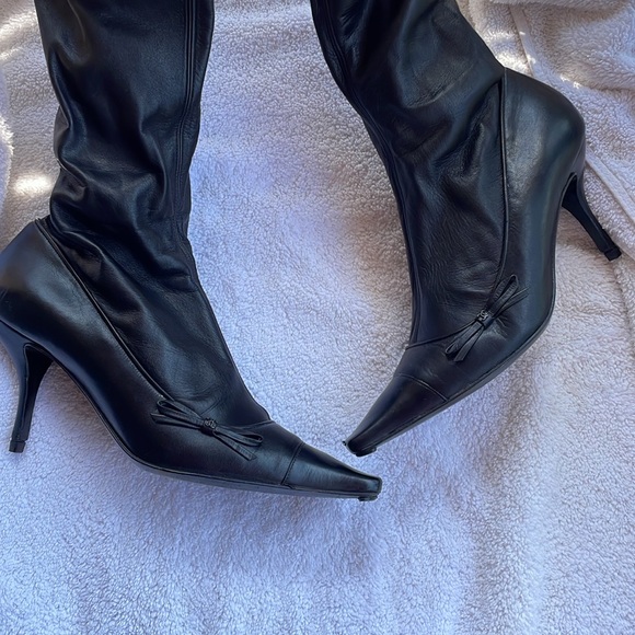 CHANEL black soft leather boots - Picture 6 of 17